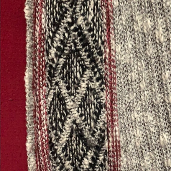 Gray knee length Cardigan with embellished border - Picture 2 of 4